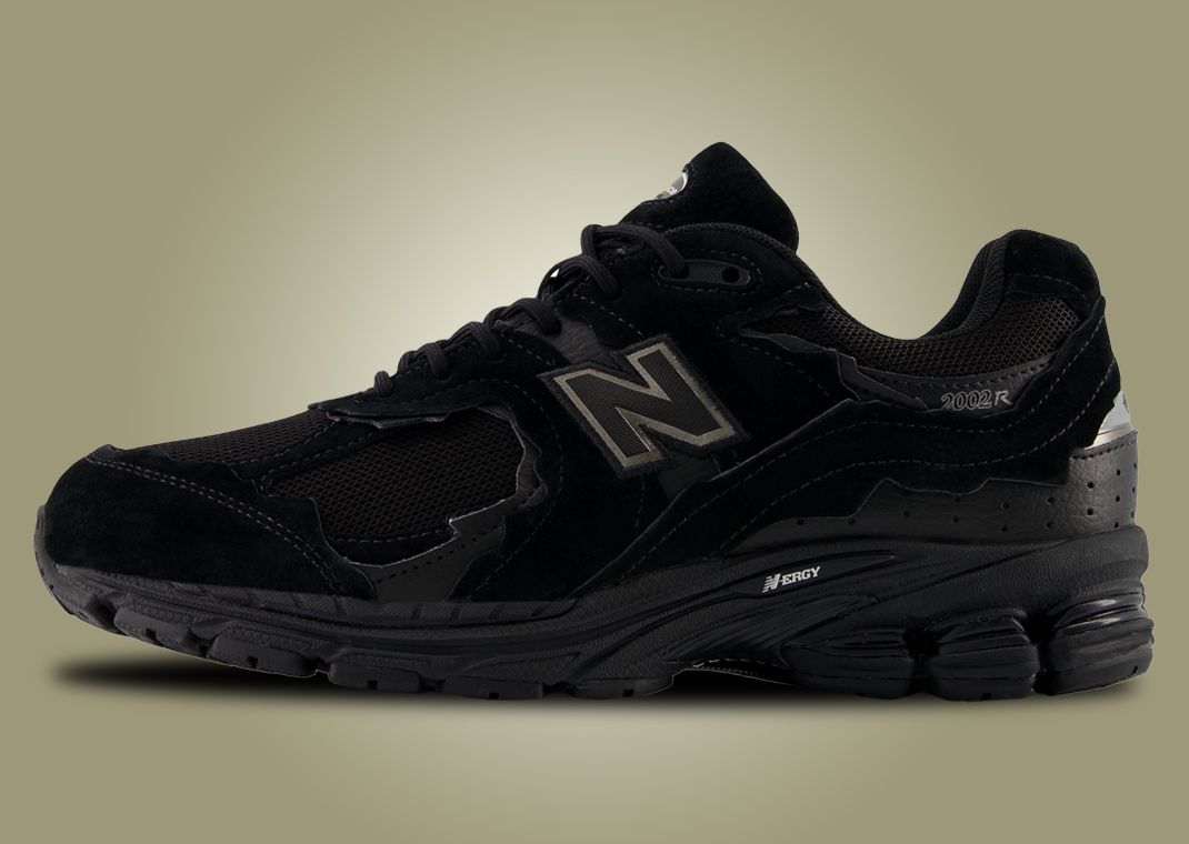 New Balance 2002R GTX Protection Pack Black - Lateral