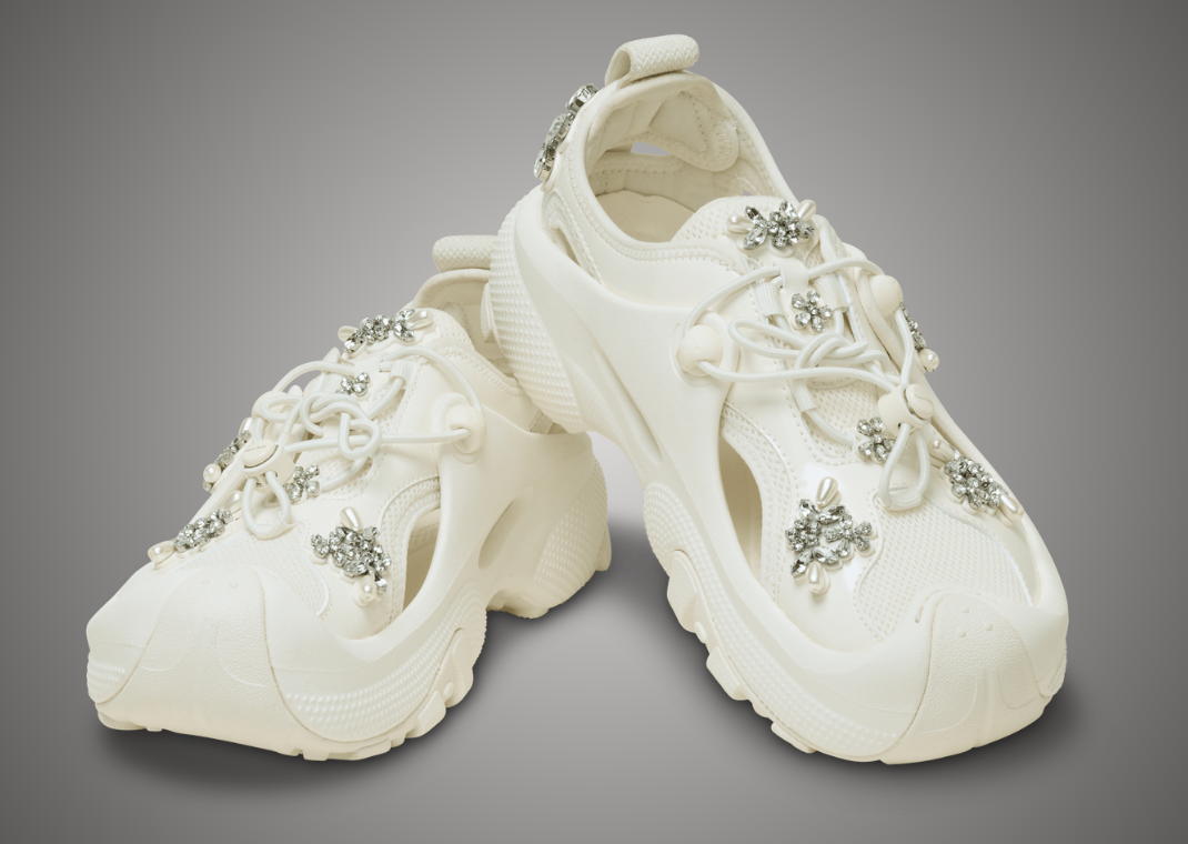 Simone Rocha x Crocs Trailbreak 2 Oyster - Angle