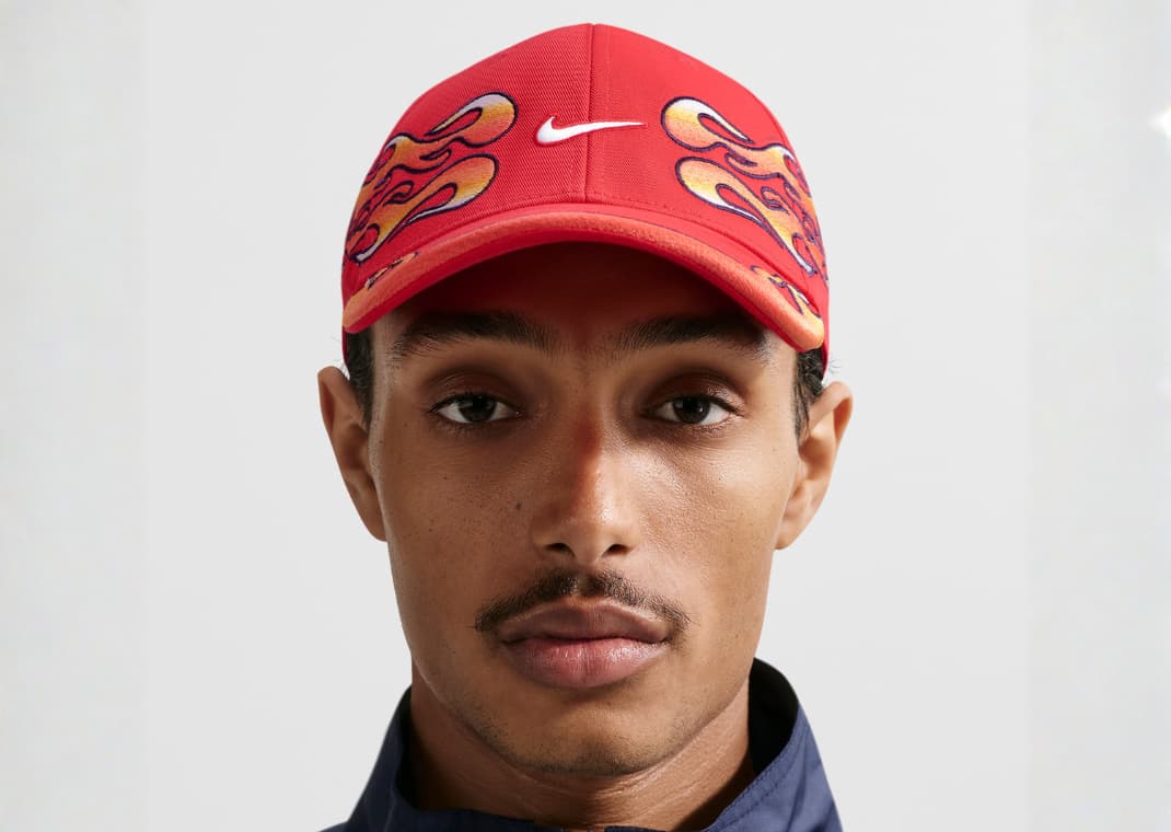 Nike Club Structured OG Flame Cap Red