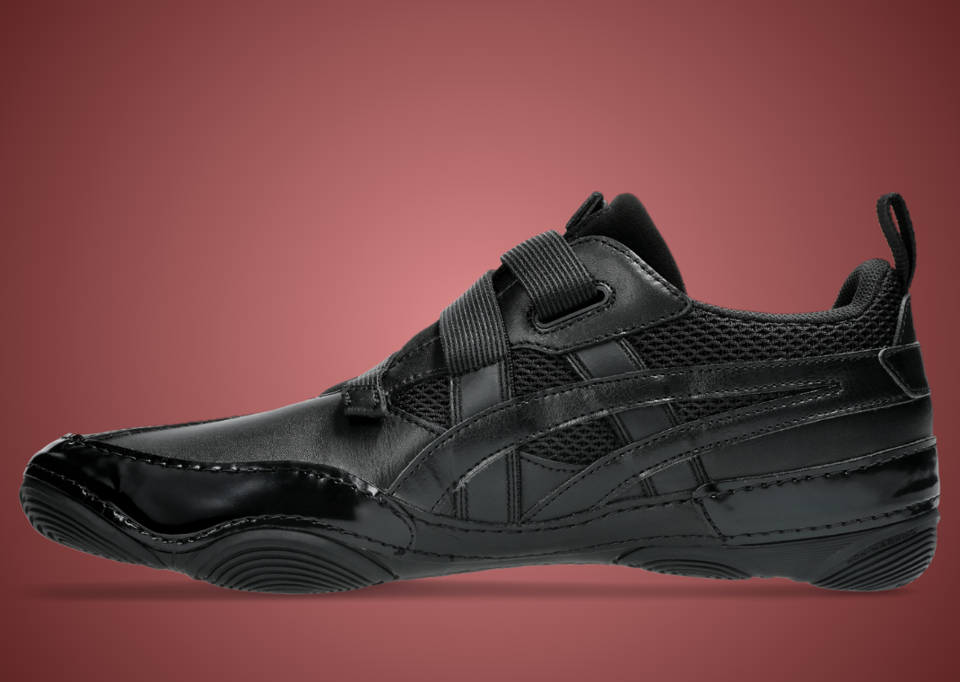 Issey Miyake x Asics Hyper Taping Black - Medial