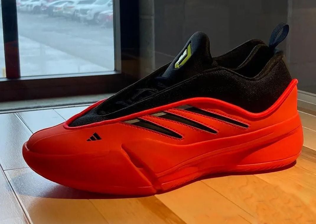 adidas Dame 9