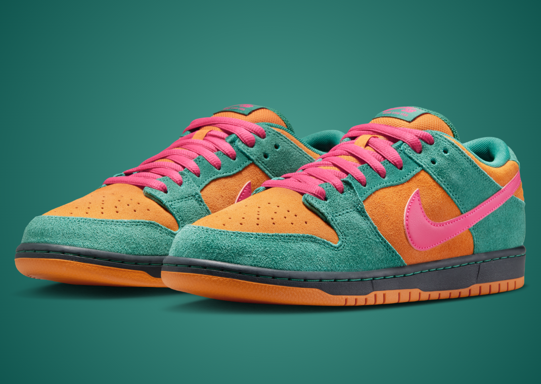Nike SB Dunk Low Green Noise Watermelon Angle