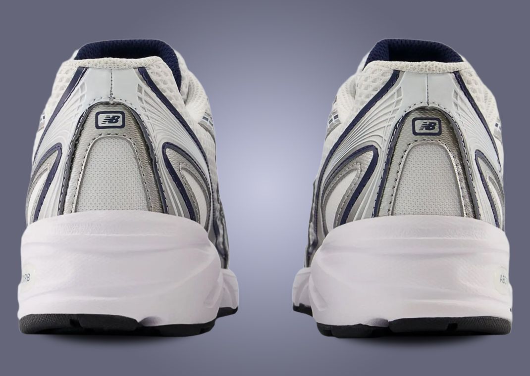 New Balance 740 NB Navy White Heel