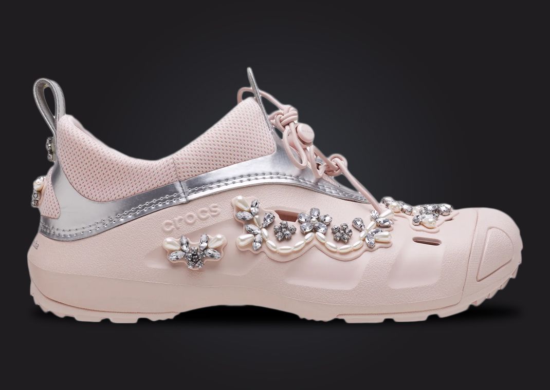 Simone Rocha x Crocs Quick Trail Quartz Lateral