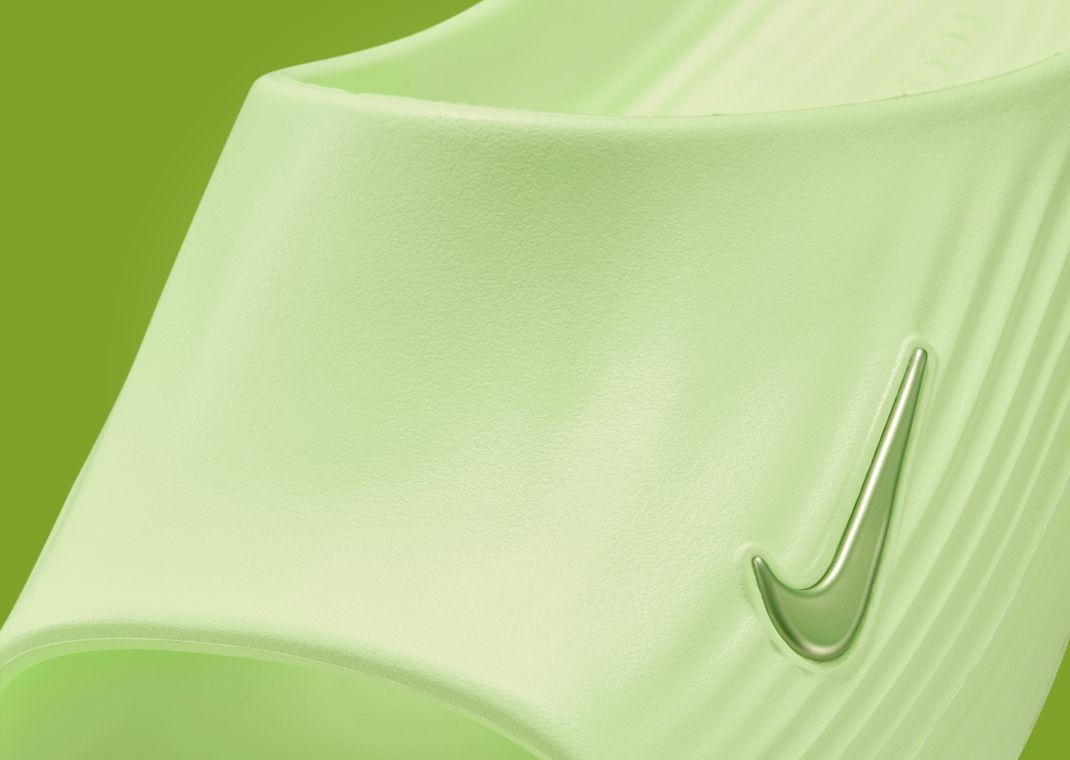Nike ReactX Rejuven8 Slide Barely Volt Detail