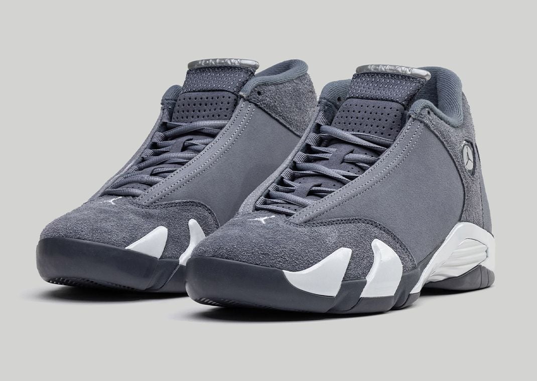 Air Jordan 14 Retro SE Flint Grey Angle