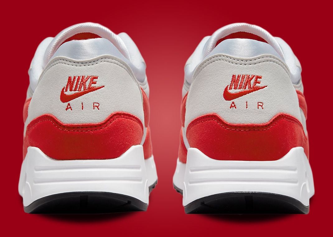 Nike air max red tag best sale