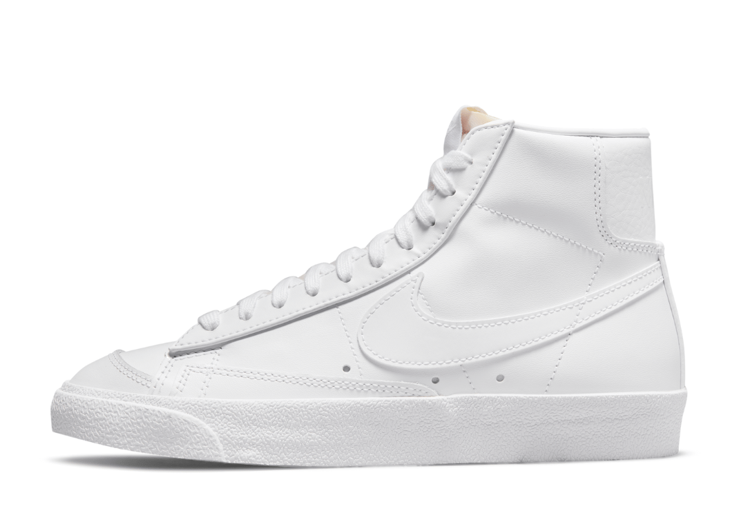 Nike Blazer Mid '77 Triple White