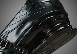 Naked Copenhagen x Nike Shox Z Calistra - Heel Detail