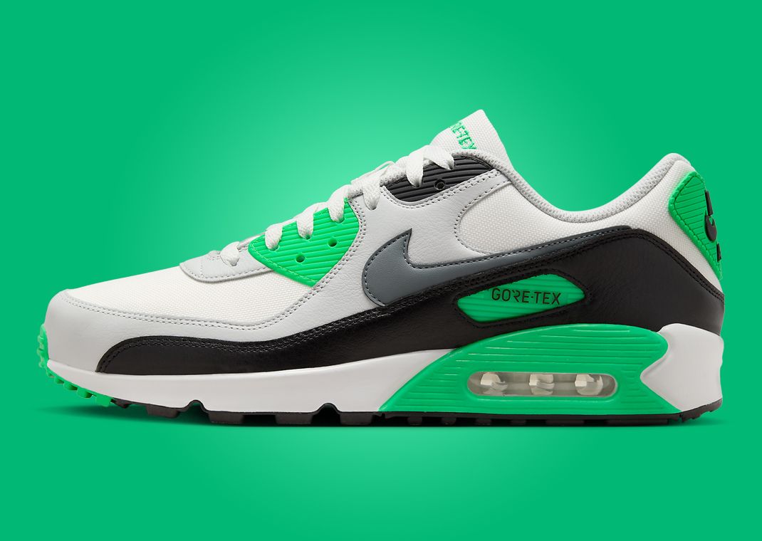 Nike Air Max 90 Gore-Tex Lucky Green Lateral