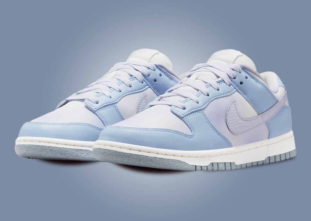 Nike Dunk Low Airbrushed Light Blue (W)