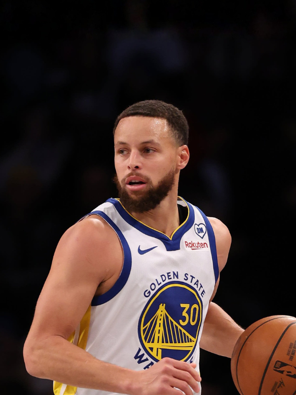 Should Steph Use the Influencer Model?