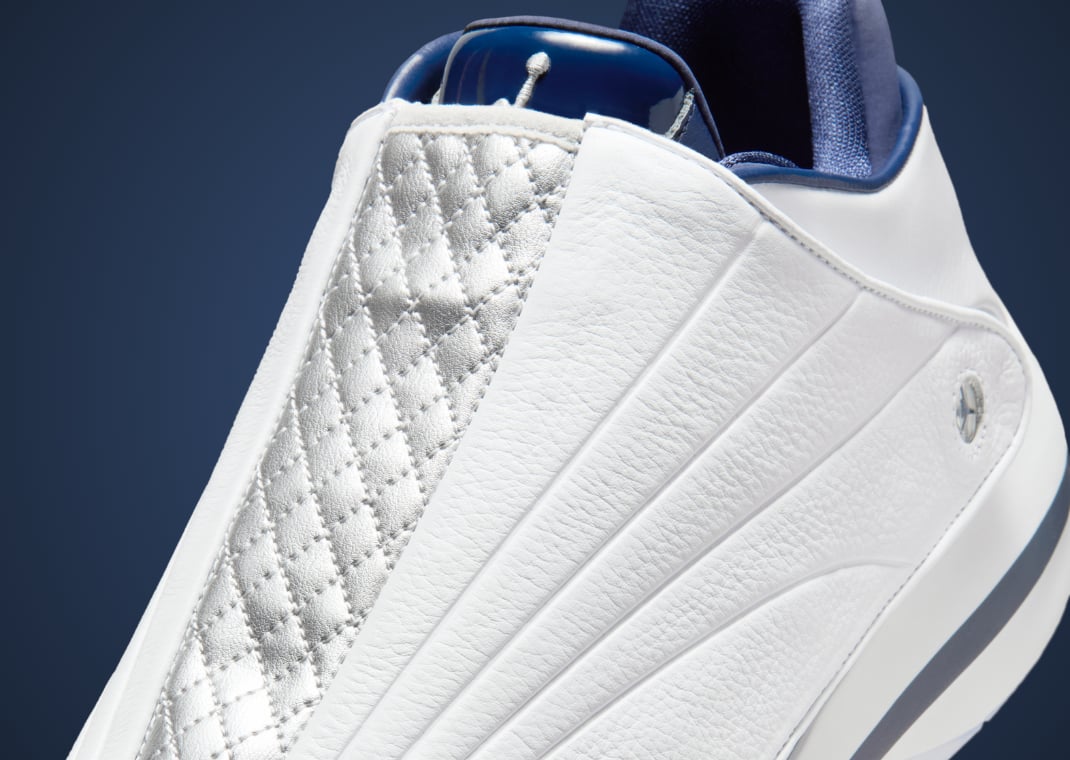 Air Jordan 4016