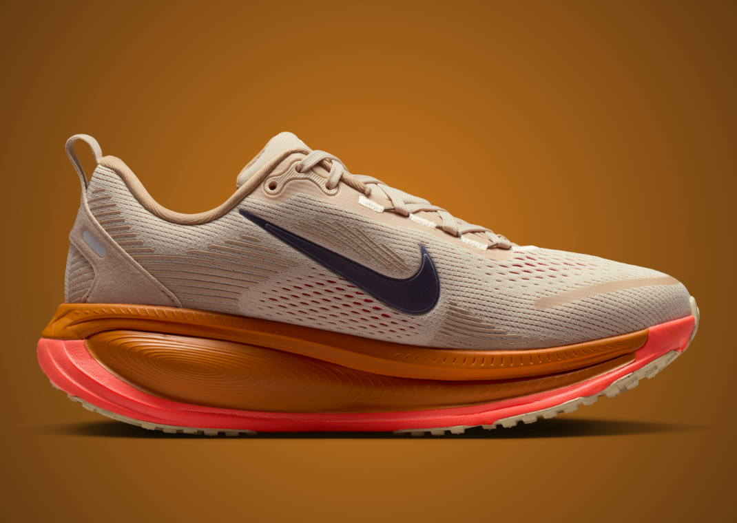 Nike Vomero 18 Running Poets - Medial