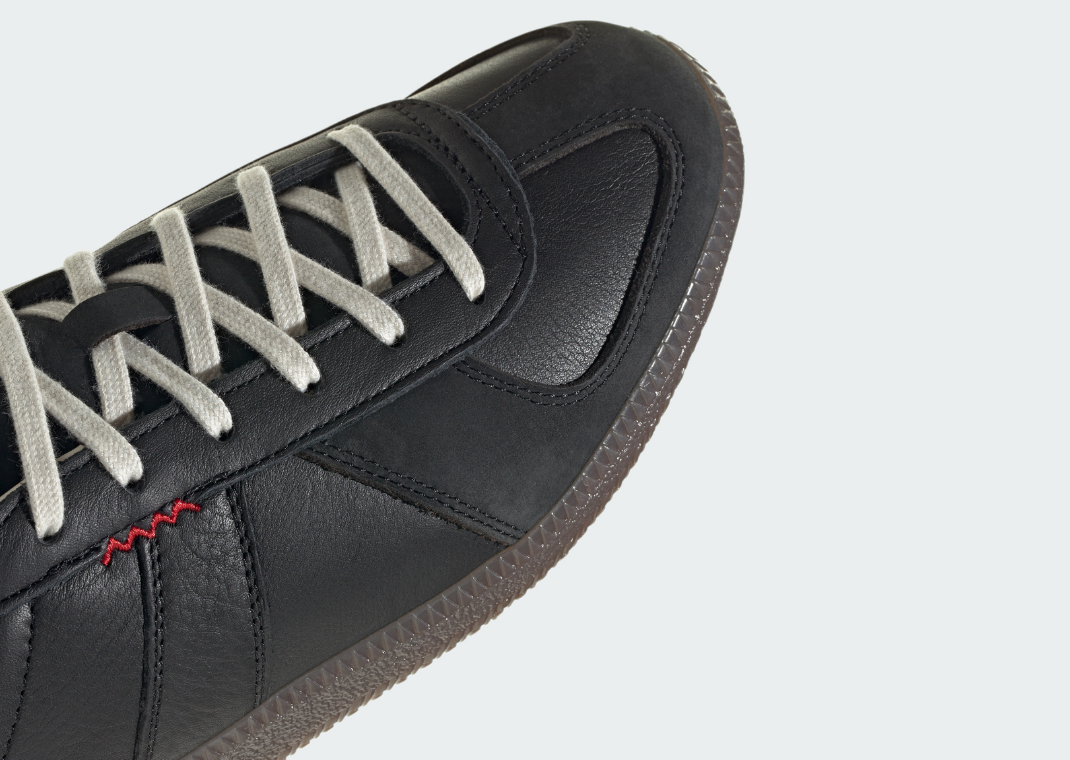 Hartcopy x adidas BW Army Black - Detail