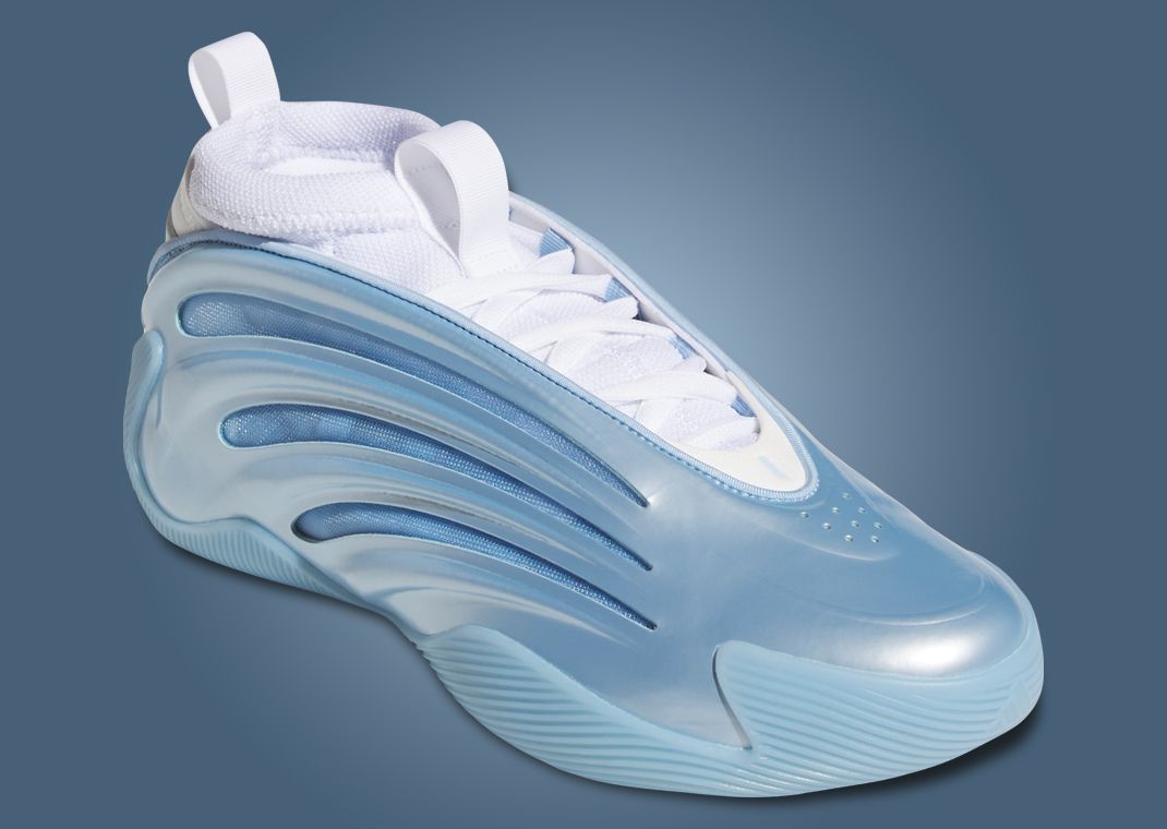 The adidas Harden Vol. 9 Ice Metallic Releases May 2025 display picture 3