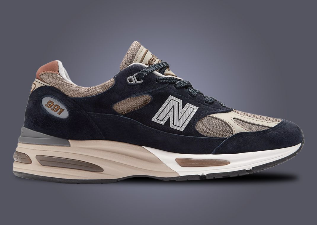 【New Balance】Made in UK 991v2 スニーカー ロゴ Midnight The New Balance 991v2 Made in UK After Midnight Releases in 2024
