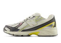 New Balance 740 Warm Skies - Medial
