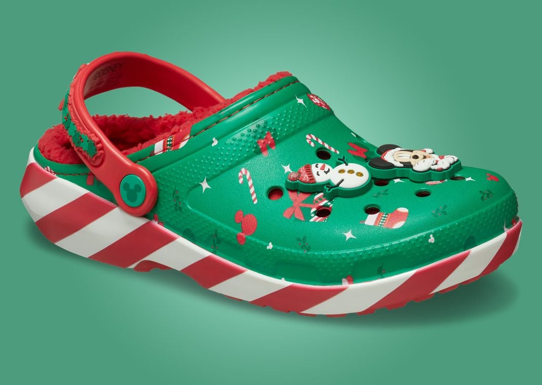 Disney x Crocs buy Christmas 2022 Holiday Set