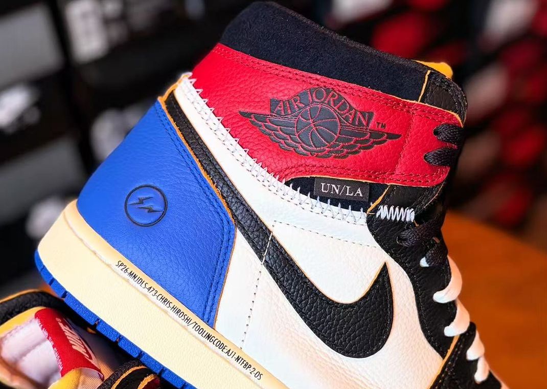 fragment design x Union LA x Air Jordan 1 Retro High OG Chicago Royal Detail