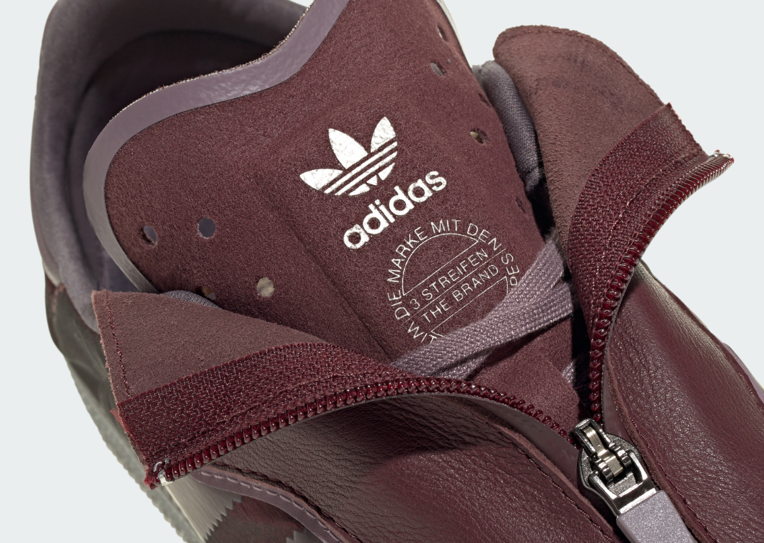 adidas Samba Decon Zipper Aurora Ruby Detail