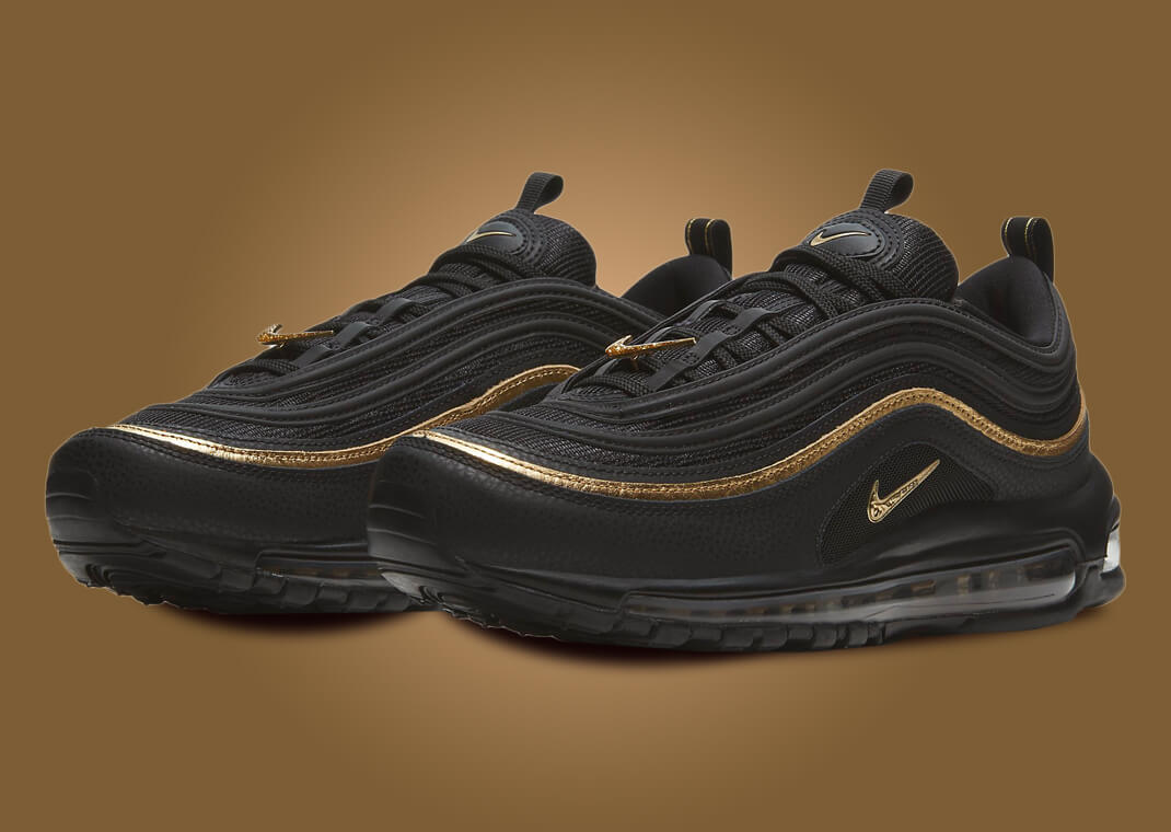 Nike black and gold air max shops 97