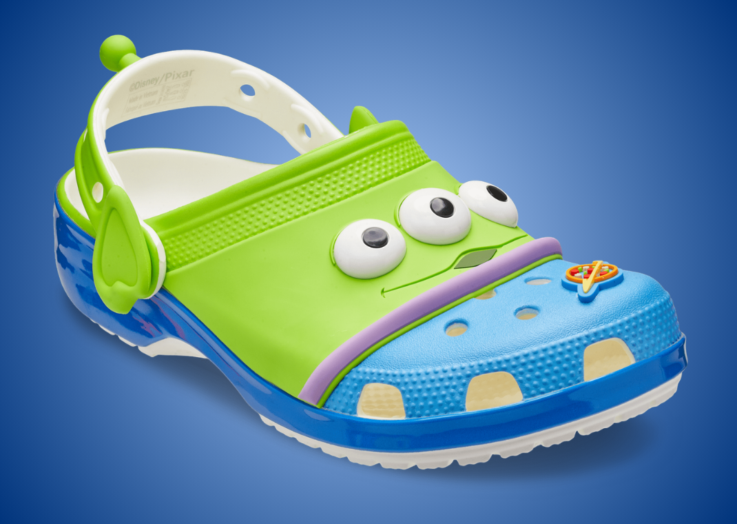 Disney x Crocs Classic Clog Toy Story Alien - Angle