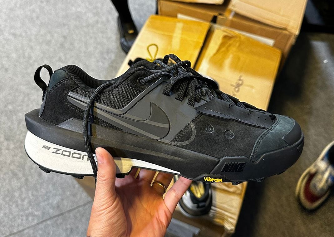sacai x Nike Zegamadome SP Black