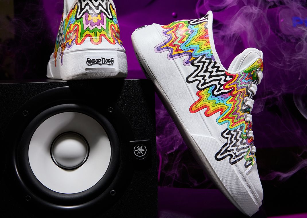 Snoop Dogg x Jen Stark x Skechers Snoop One White Angle