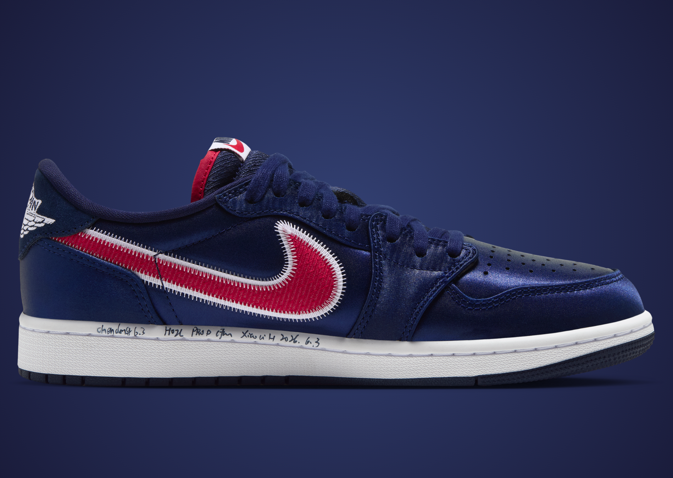 Air Jordan 1 Retro Low OG Howard - Medial