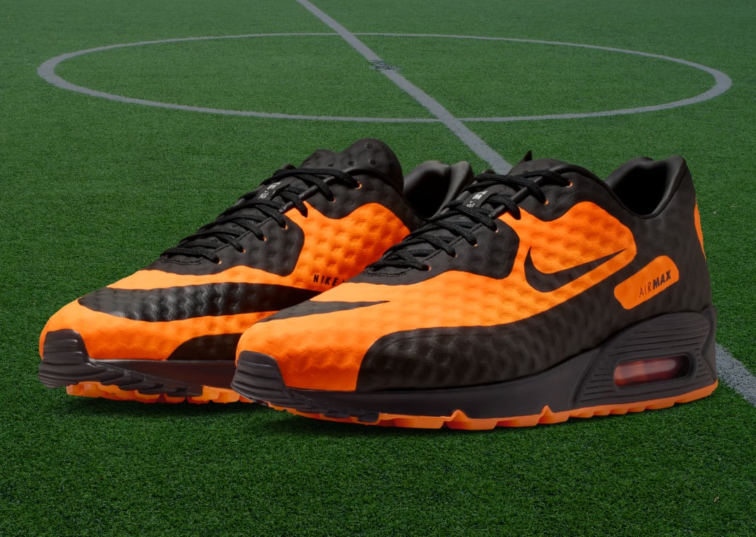 Nike Air Max 90 SE Hypervenom