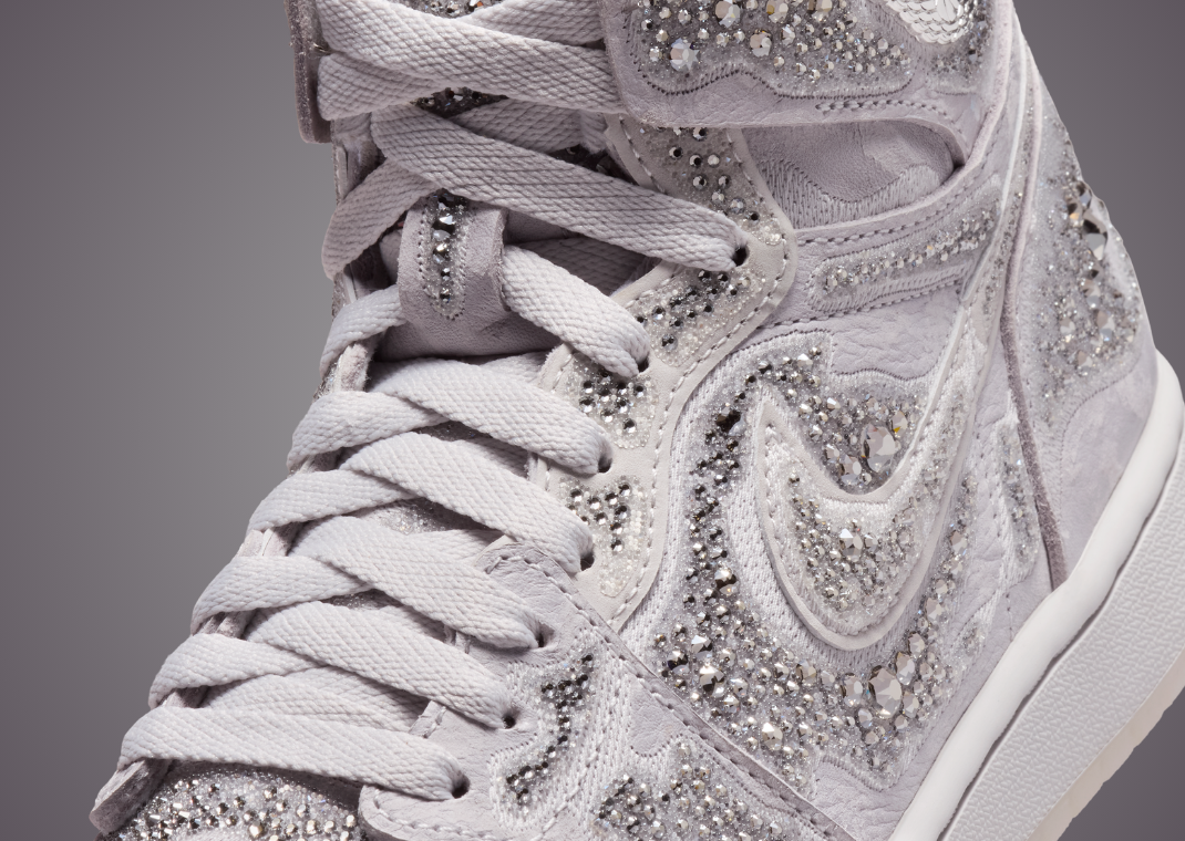 Swarovski x Air Jordan 1 Retro High Vast Grey (W) Release Date - Detail