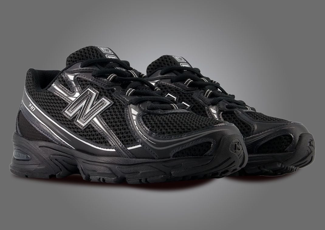 New Balance 740 Black Silver Metallic