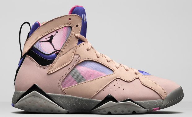 Translucent Mesh Accents The Air Jordan 7 Retro SE Sapphire