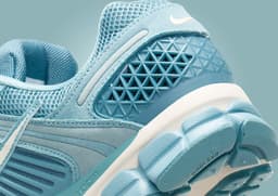 Nike Zoom Vomero 5 Denim Turquoise Heel Detail
