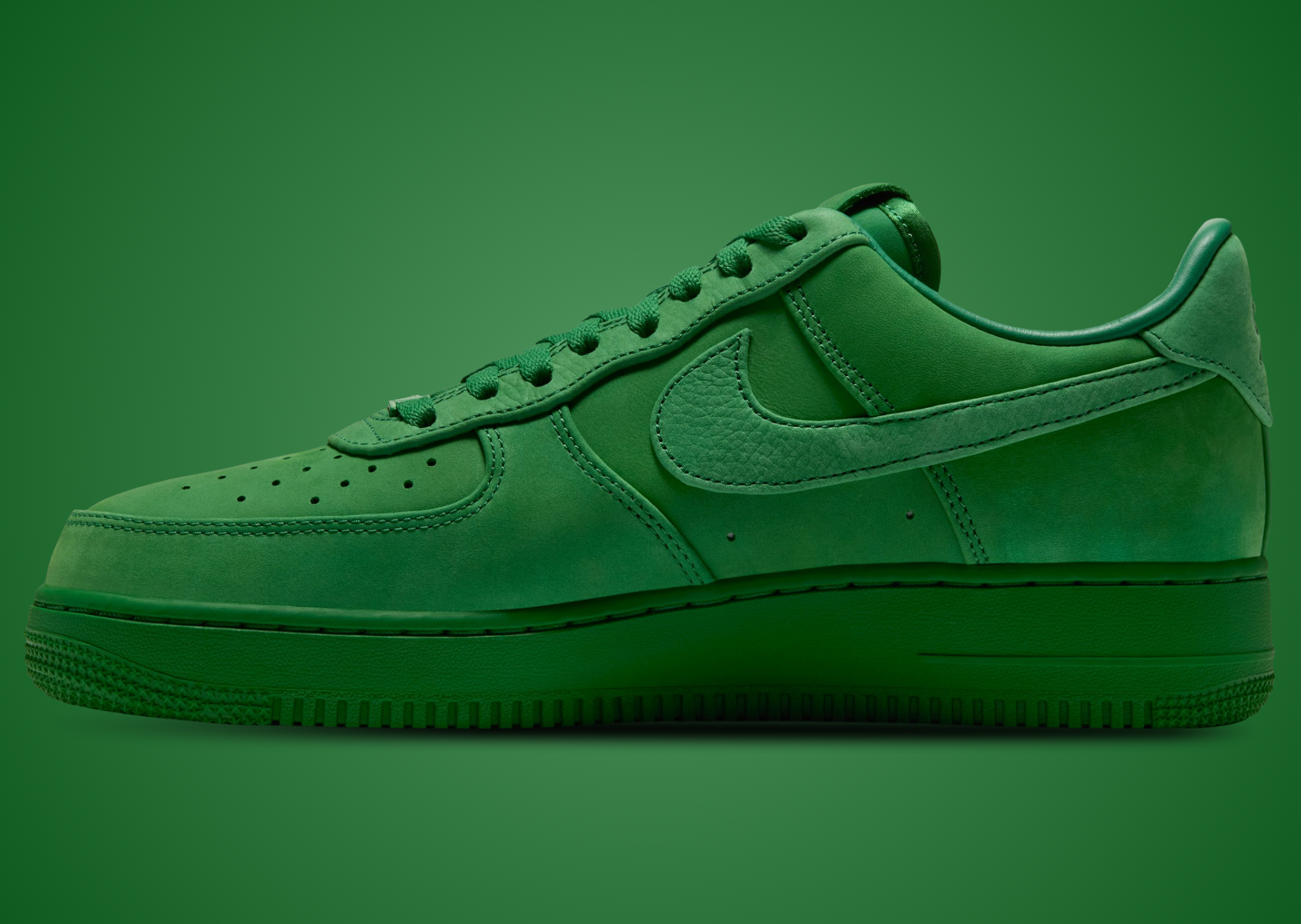 Nike Air Force 1 Low Luxe Oregon Apple Green Medial