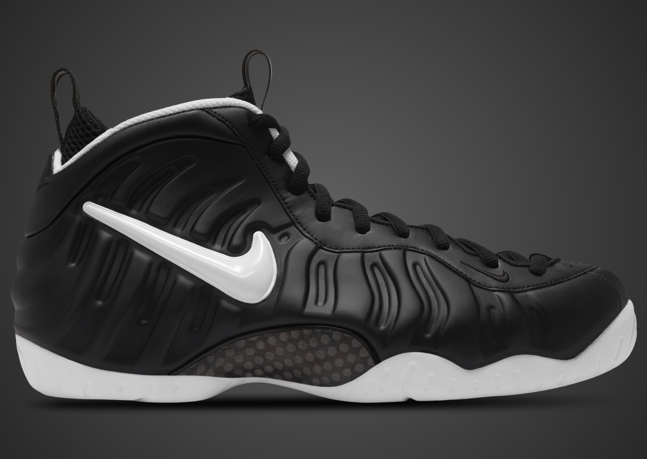 Nike Air Foamposite Pro Dr. Doom - Lateral