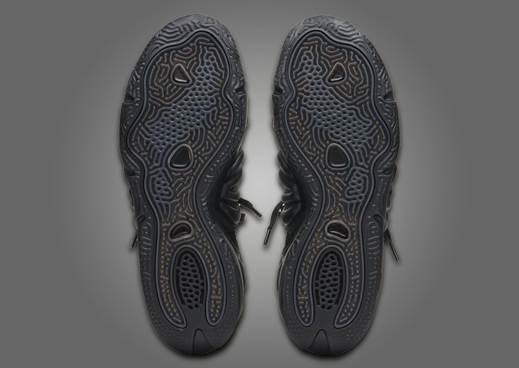 EQLZ 360 Black Myth Outsole