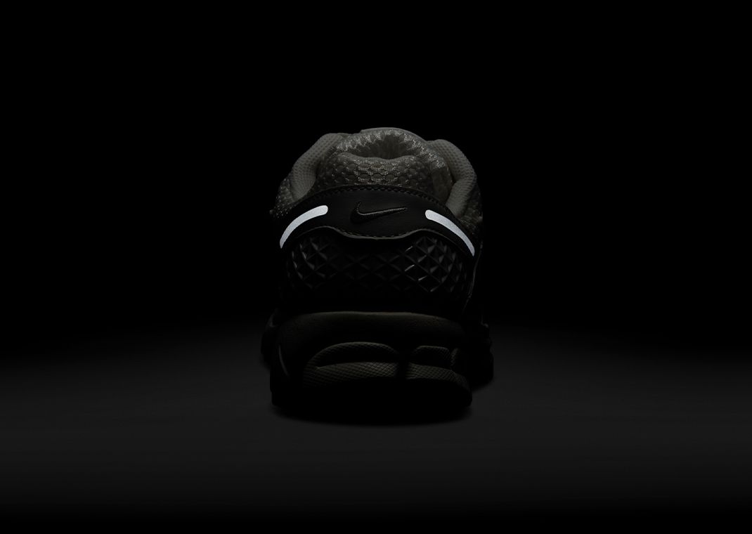 Nike Zoom Vomero 5 Sail Coconut Milk Heel 3M
