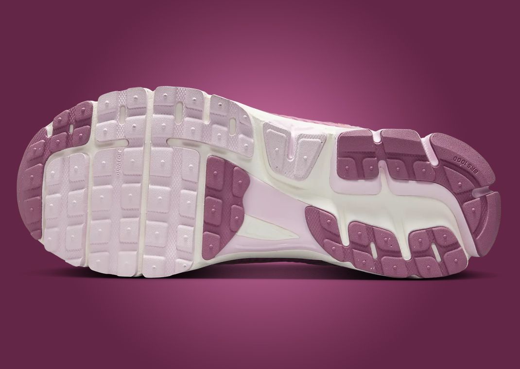 ★NIKE★ Zoom Vomero 5 W Elemental PinkPink FoamSailDesert B Nike Zoom Vomero 5 