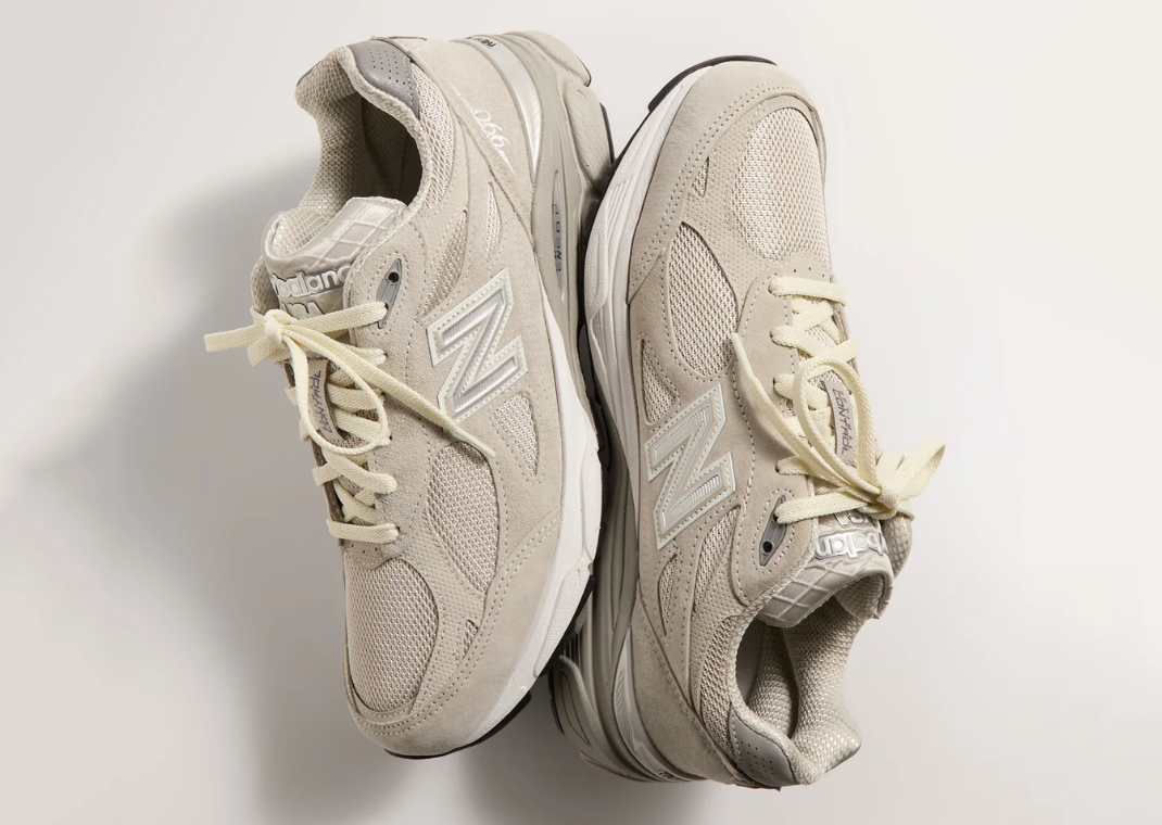 Kith x New Balance 990v3 - Pair