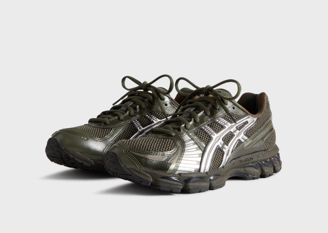Kith x Marvel vs. Capcom x Asics Gel-Kayano 12.1 Captain America vs. Guile Angle