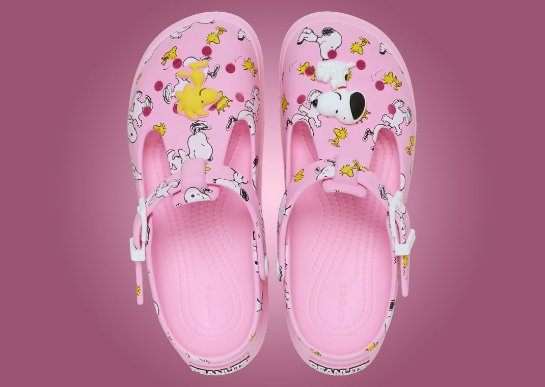 Peanuts x Crocs Mary Jane Clog Snoopy (W) Top