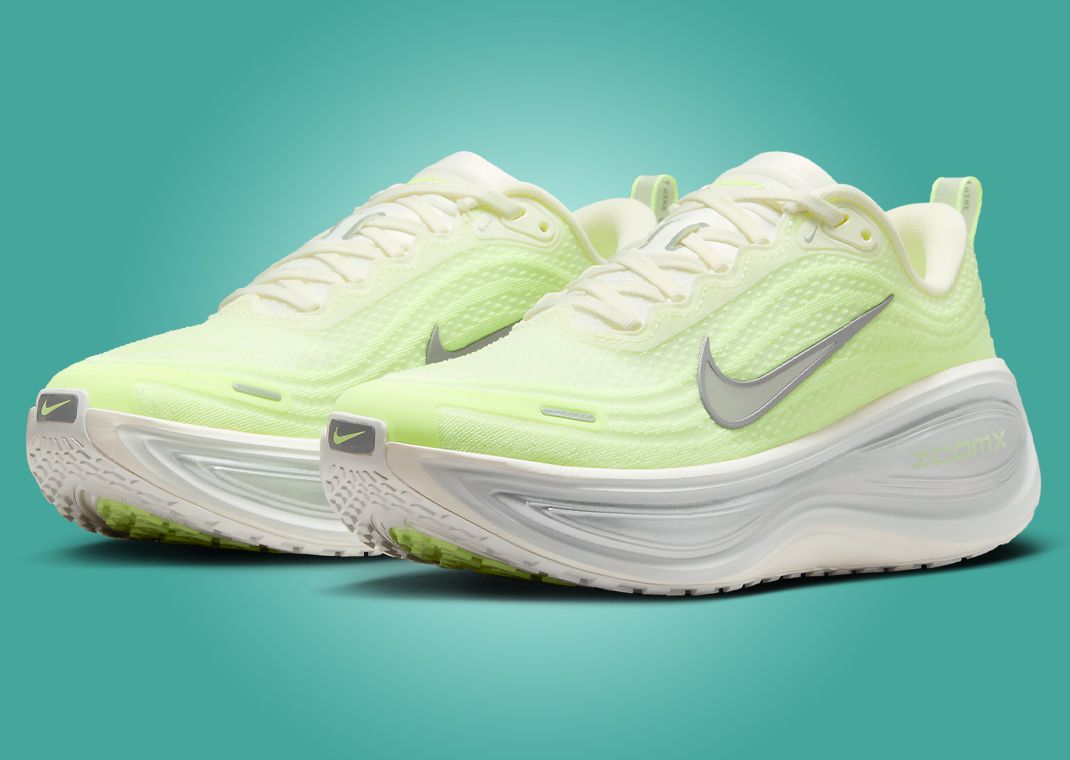Nike Vomero Plus Barely Volt (W) Angle