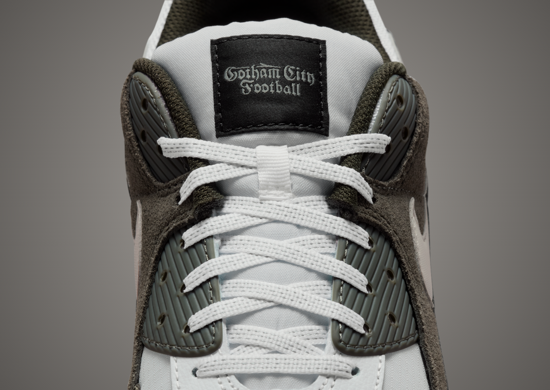 NFL x Nike Air Max 90 Jets Tongue Detail