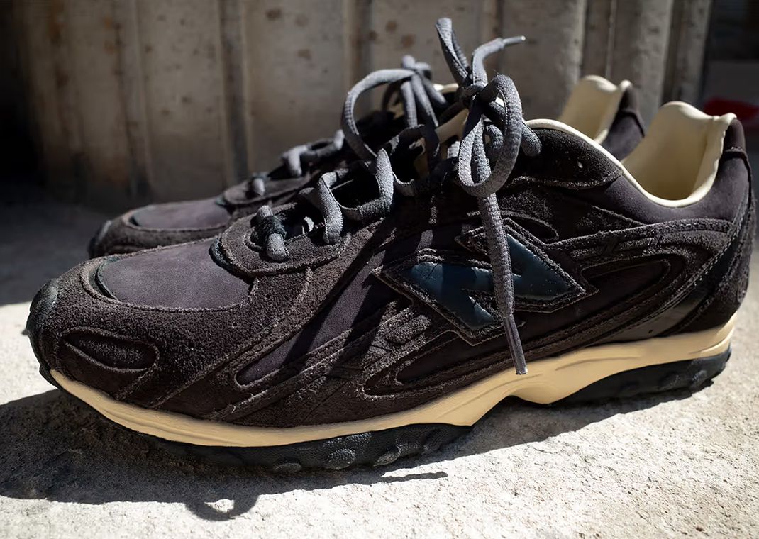 AURALEE Debuts its New Balance 204L Collection at Paris Fashion Week