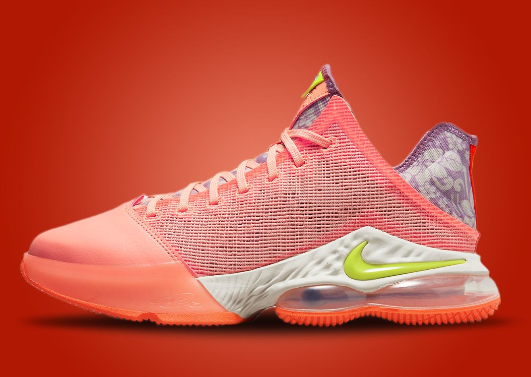The Nike LeBron 19 Low Goes Hawaiian display picture 1
