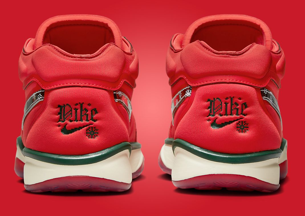 Nike Air Zoom GT Hustle 2 Christmas Back