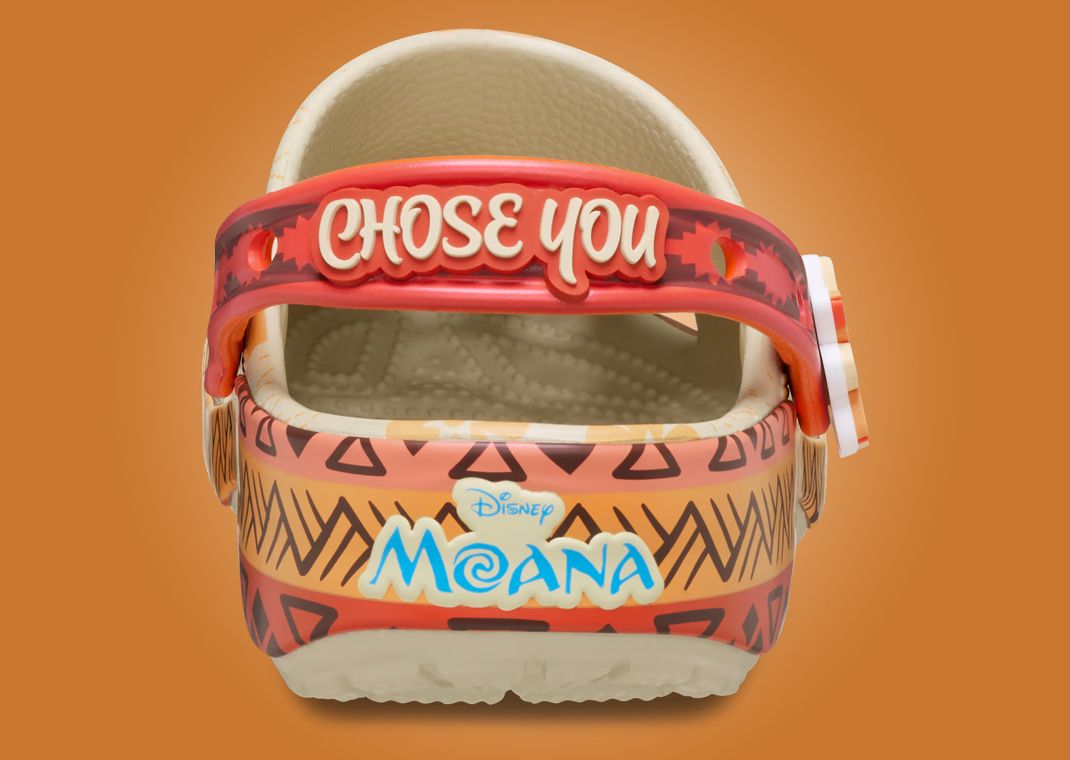 Moana x Crocs Classic Clog Maui Heel