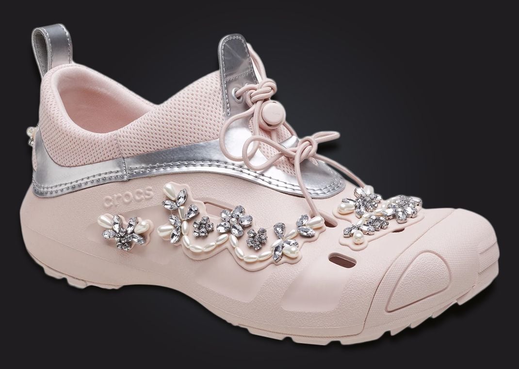 The Simone Rocha x Crocs Collection Releases April 2024 The Simone Rocha x Crocs Collection Releases April 2024
